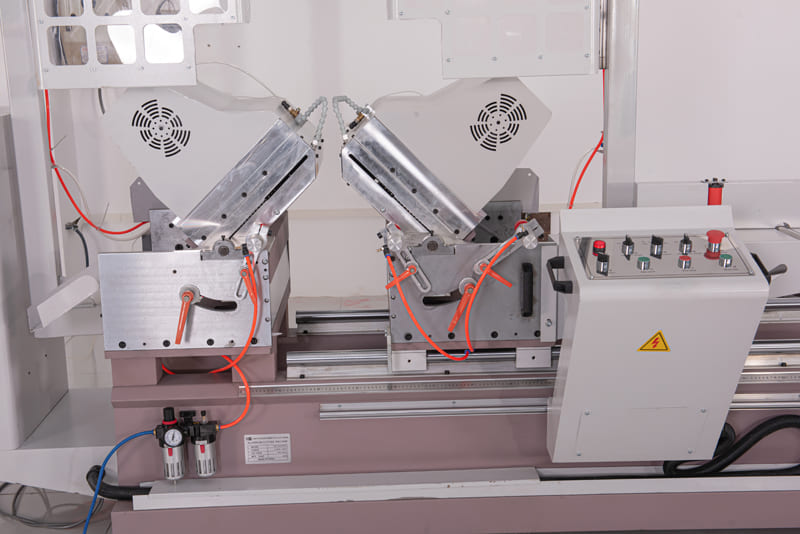máy cắt nhôm 2 đầu 08S-3