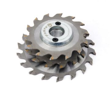 Dao phay đố nhôm Xingfa cửa sổ 3 tầng có nhiều ưu điểm