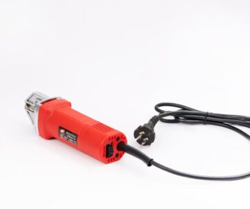 Máy làm sạch góc trong cửa nhựa1