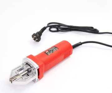 Máy làm sạch góc trong cửa nhựa2